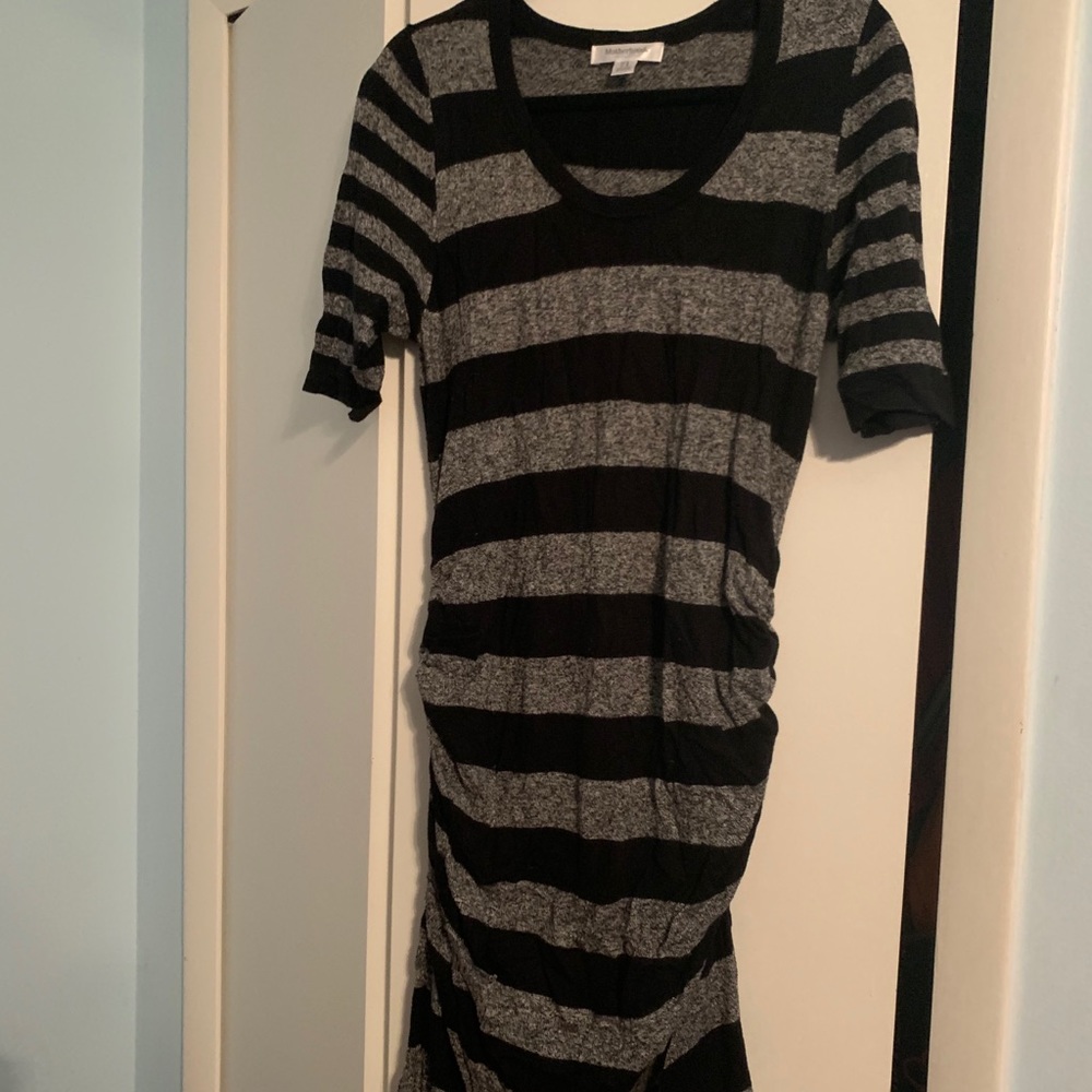 Motherhood Maternity size large warm dress